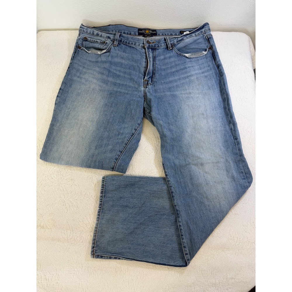 Lucky Brand 361 Vintage Straight Jeans Mens 38x34 Medium Wash Blue Denim